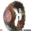 Montres en bois de santal rouge et bois noir de qualité supérieure Hl01